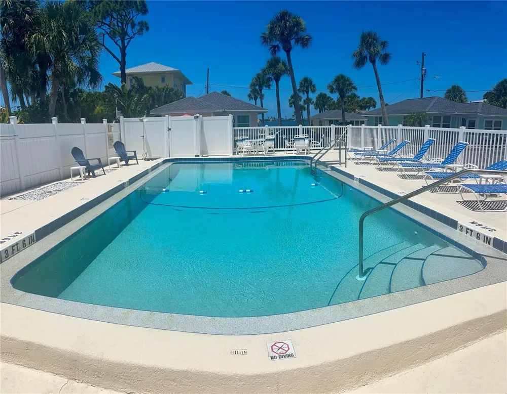 470 S MCCALL ROAD #8 Englewood, FL 34223