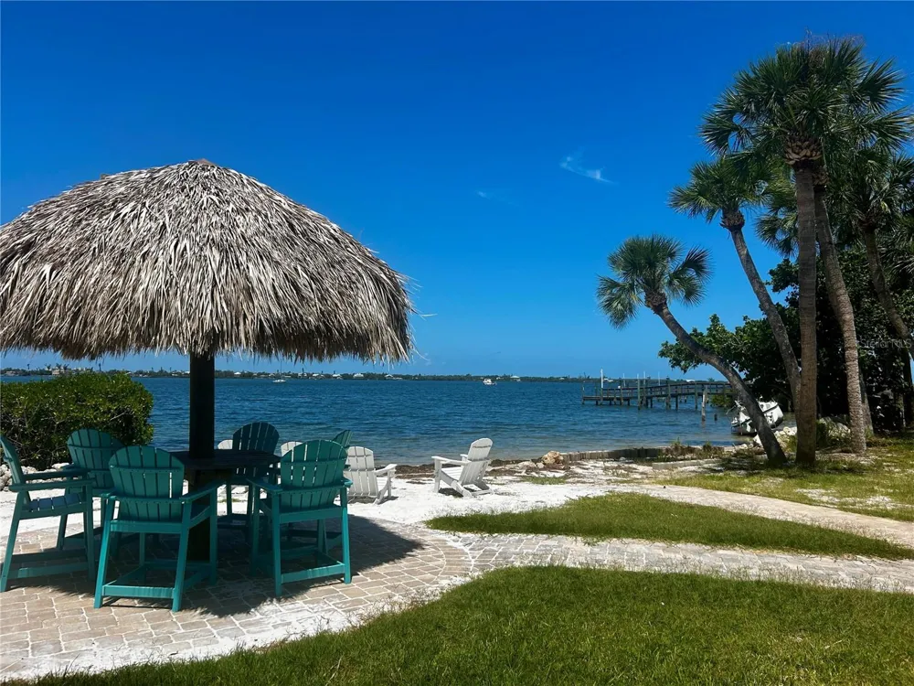 470 S MCCALL ROAD #8 Englewood, FL 34223