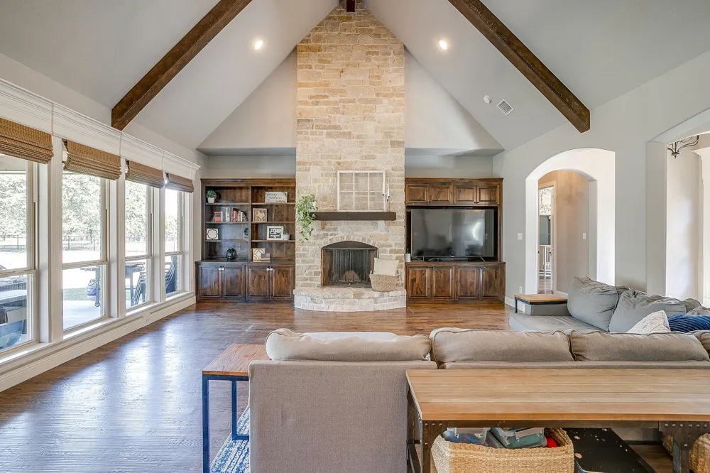 106 Treeline Court Lipan, TX 76462