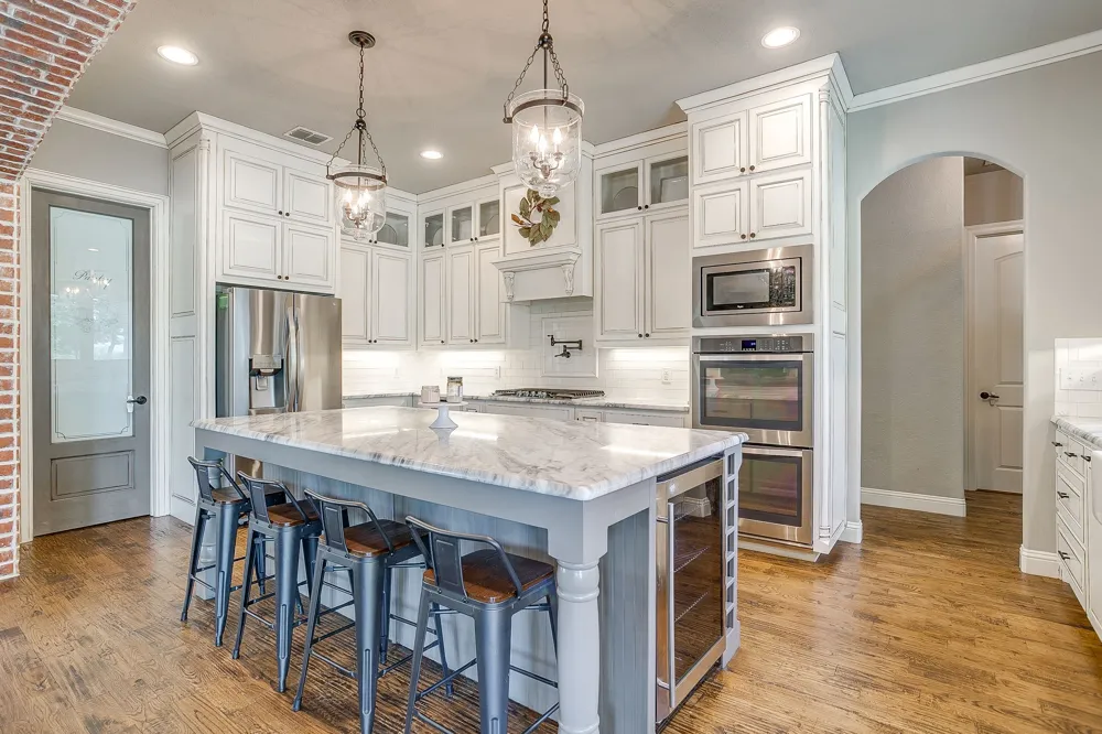 106 Treeline Court Lipan, TX 76462
