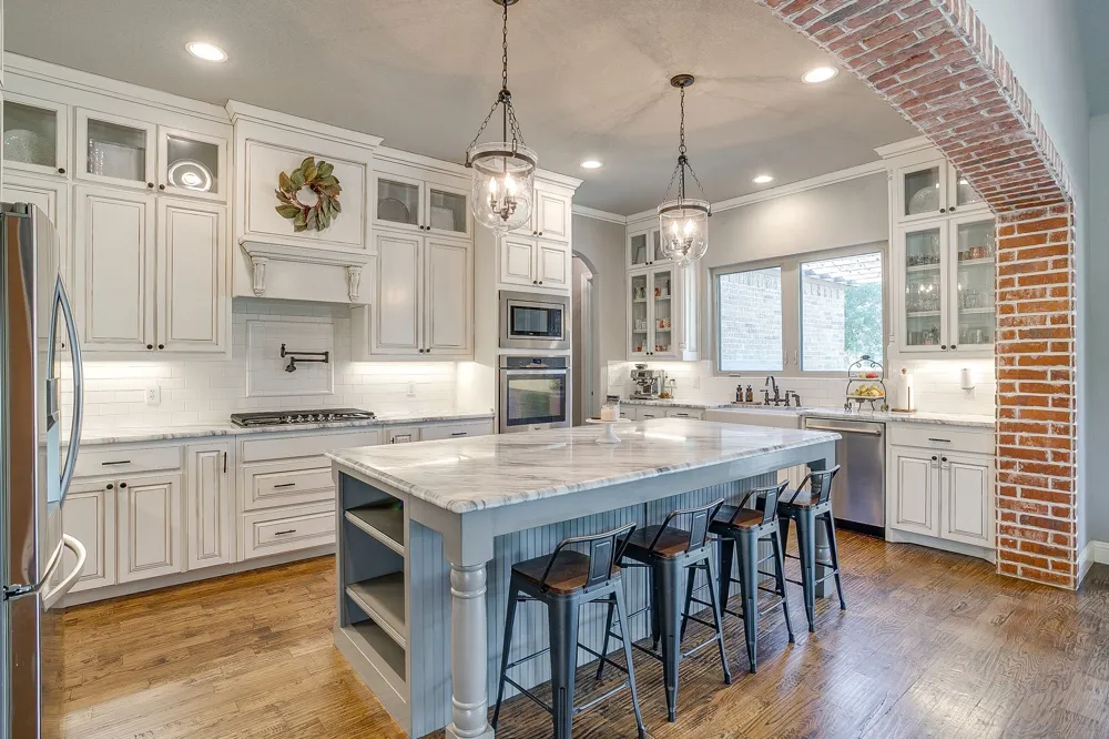 106 Treeline Court Lipan, TX 76462