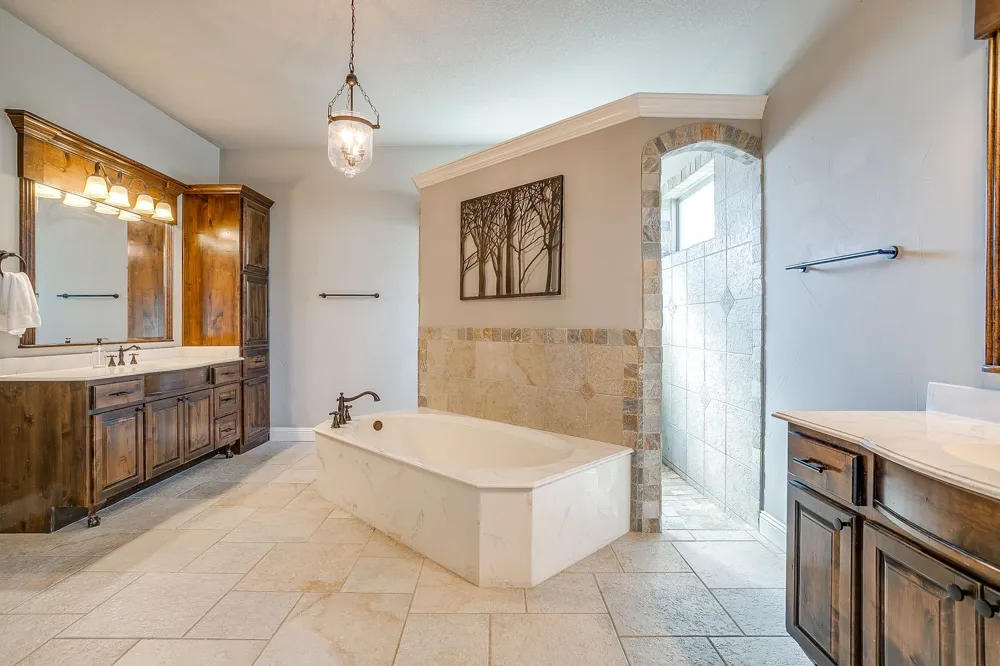 106 Treeline Court Lipan, TX 76462