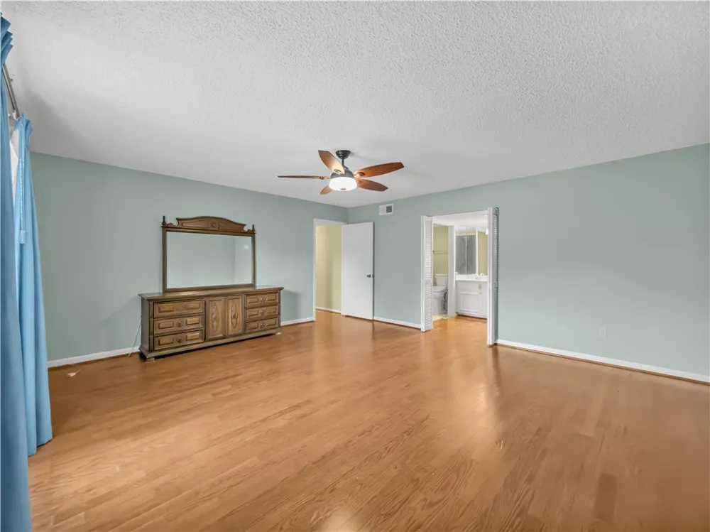 9 Rock Creek Drive #9 Corpus Christi, TX 78412