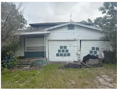 2747 Nemec Street