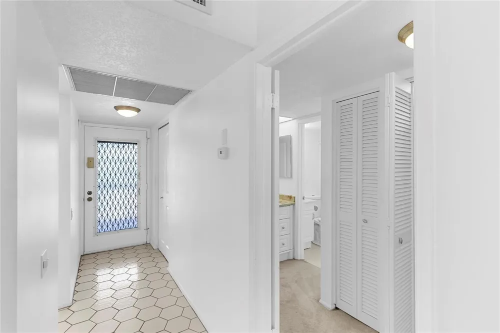 2701 Nassau Bend #D2 Coconut Creek, FL 33066