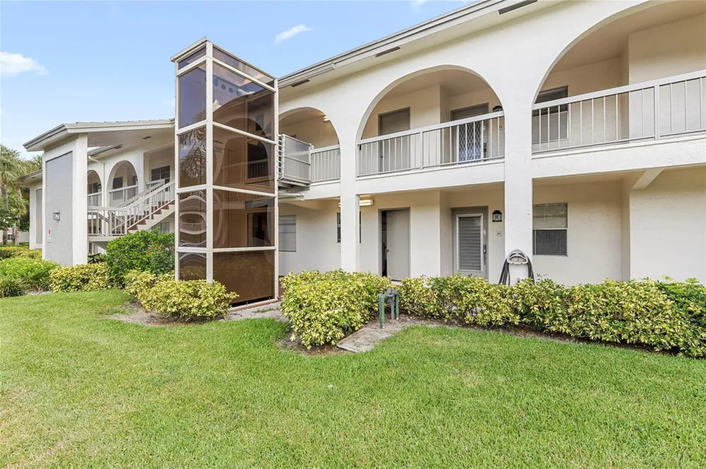 2701 Nassau Bend #D2 Coconut Creek, FL 33066