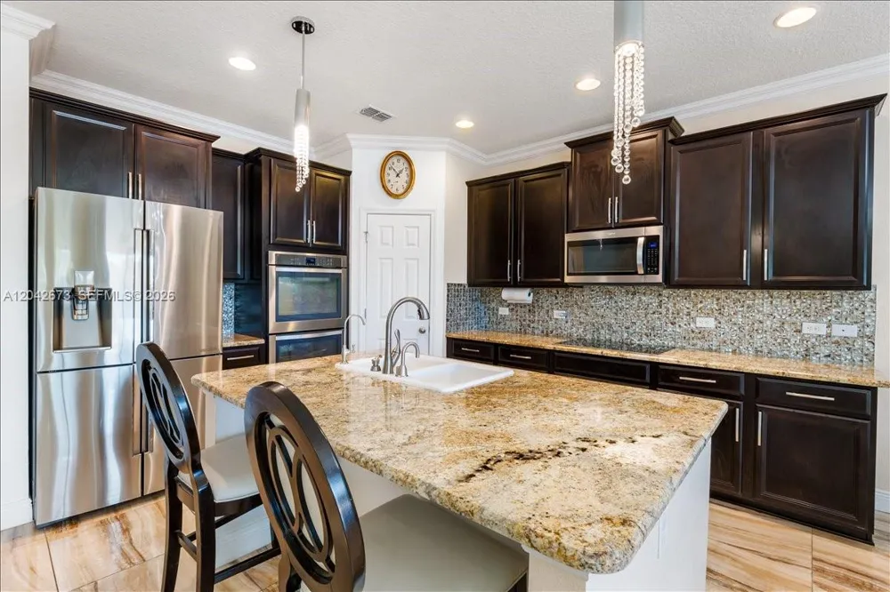 617 Marsh Reed Drive Winter Garden, FL 34787
