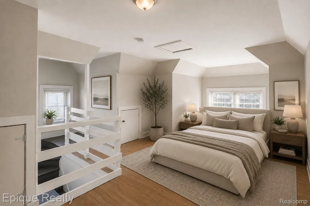 64 Glendale Street Highland Park City, MI 48203