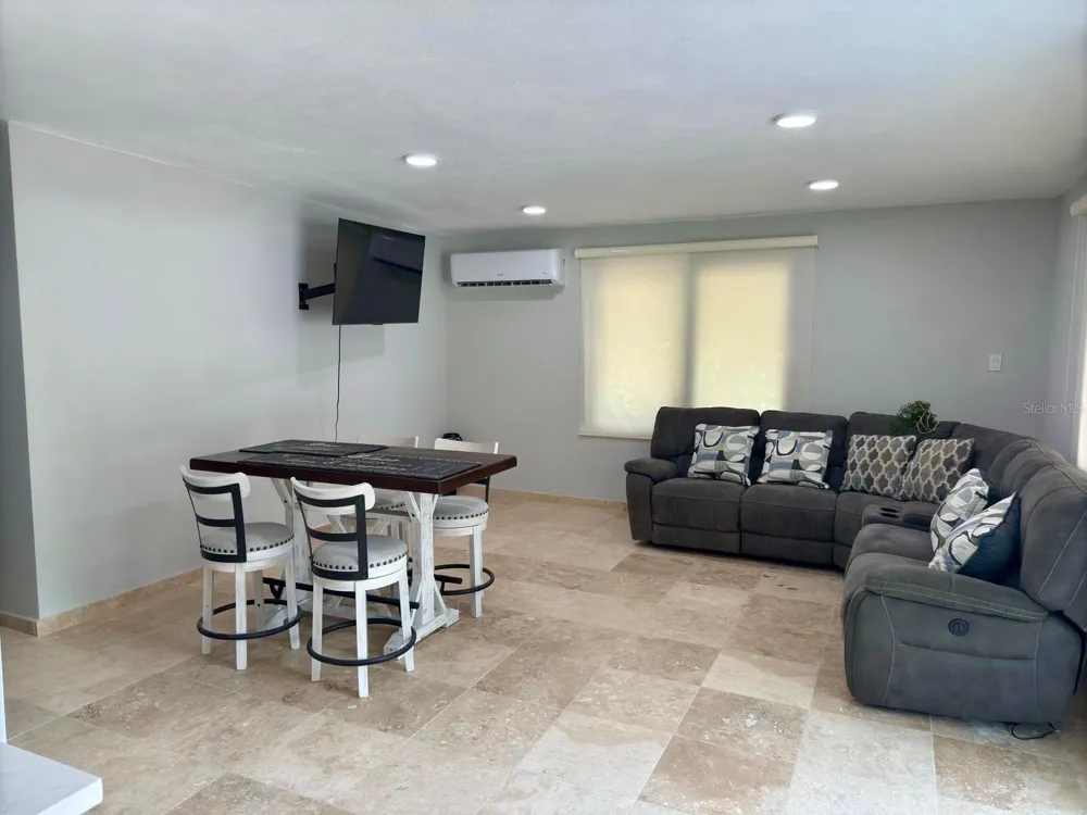 Address Not Shown Rio Grande, PR 00745