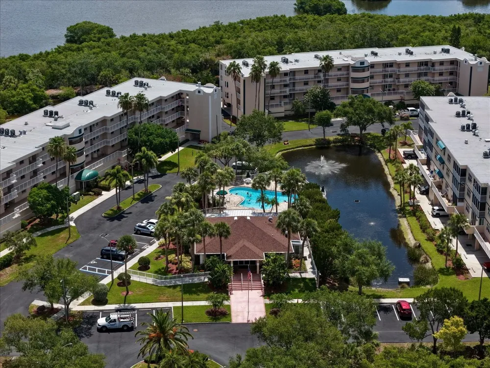 6330 99TH WAY #14D Seminole, FL 33708