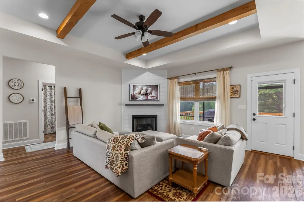 1459 Malden Court Crouse, NC 28033