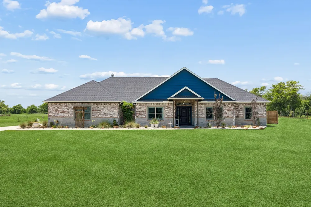 1000 Winding Wood Trail Scurry, TX 75158