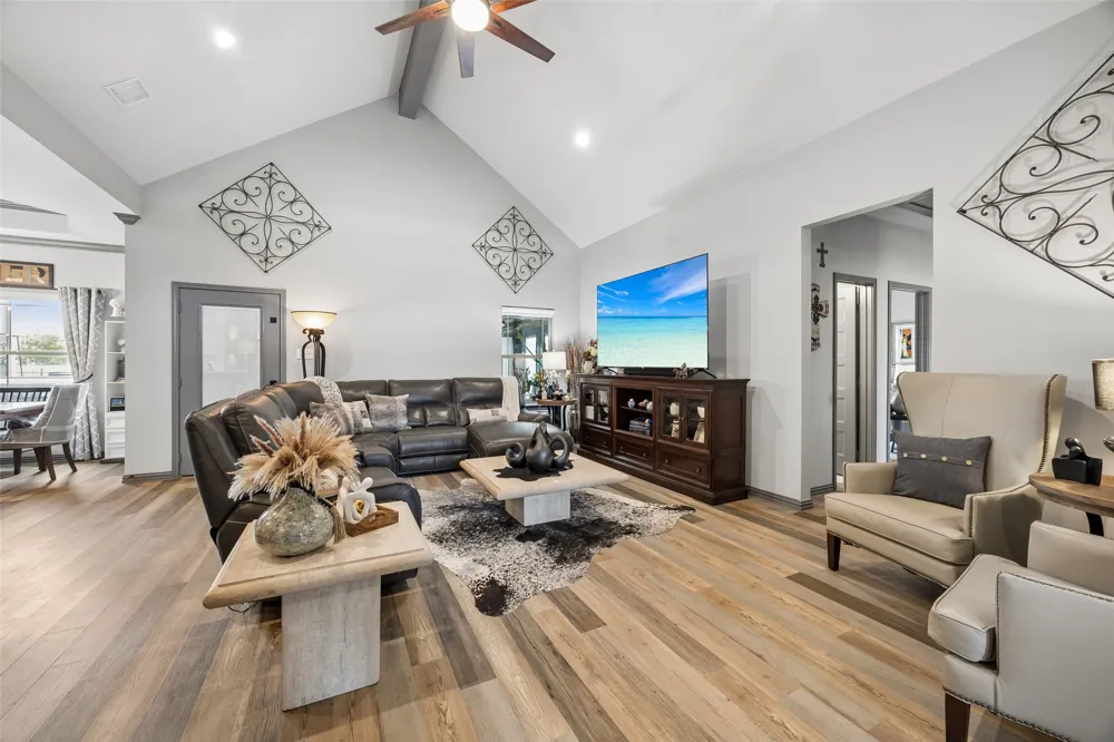 1000 Winding Wood Trail Scurry, TX 75158