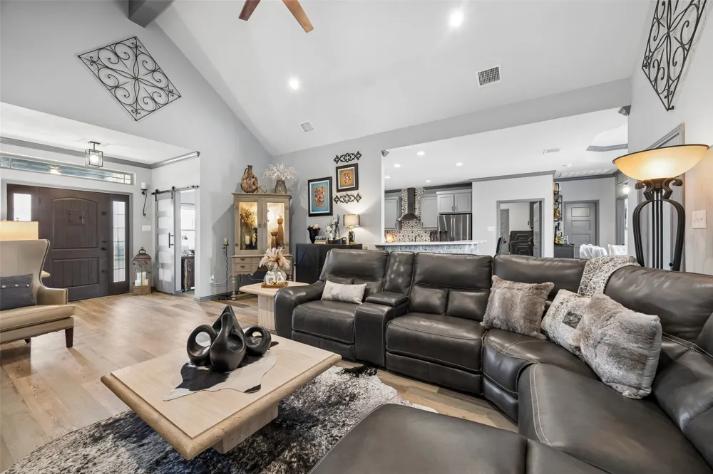 1000 Winding Wood Trail Scurry, TX 75158