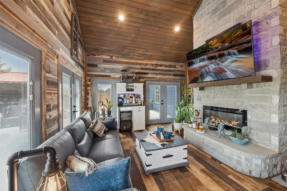 1000 Winding Wood Trail Scurry, TX 75158