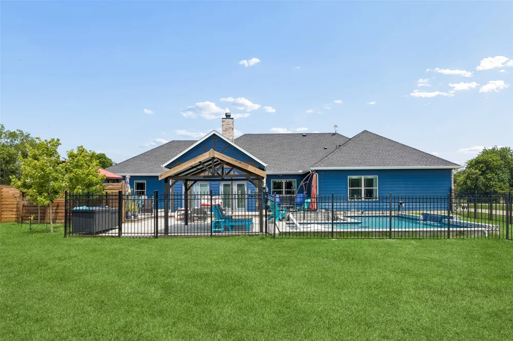1000 Winding Wood Trail Scurry, TX 75158