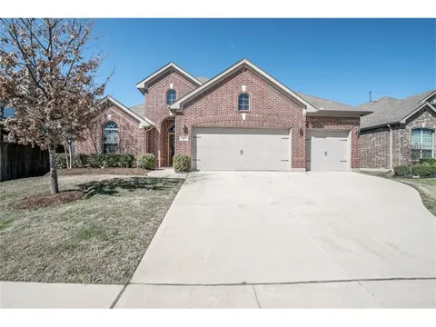 1405 Nightingale Drive