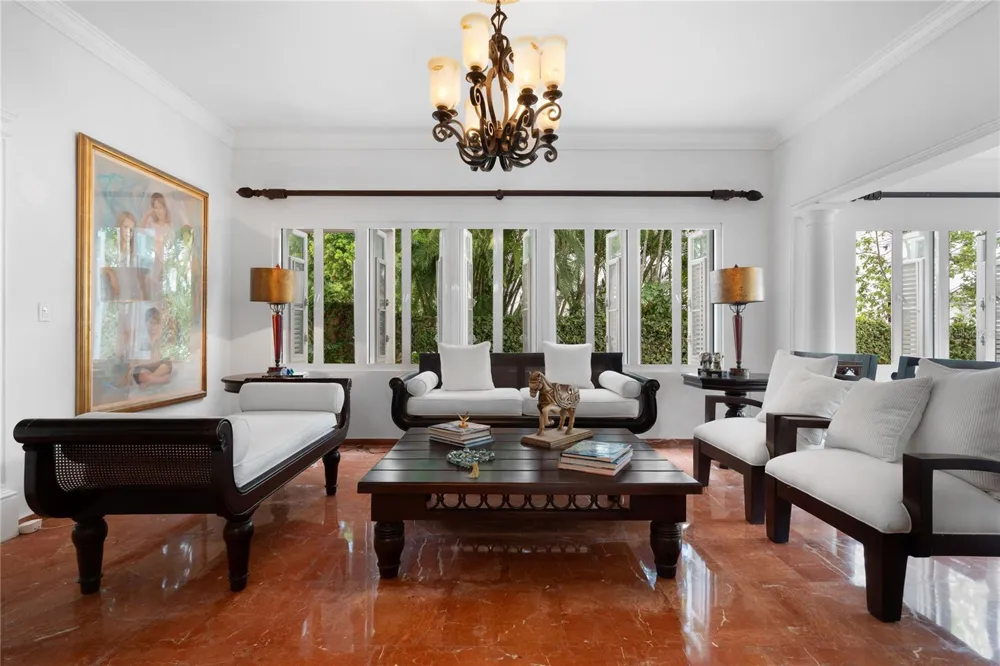 A Street VILLA CAPARRA #A-13 Guaynabo, PR 00966