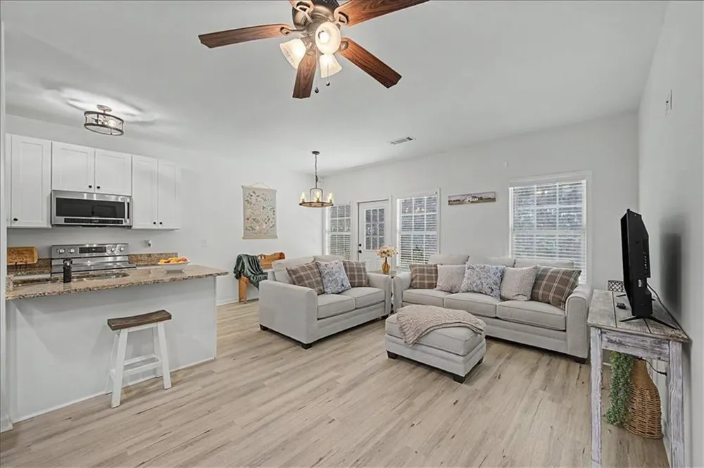 182 Towne Villas Drive Jasper, GA 30143