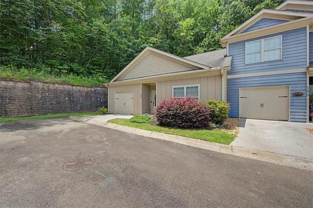 182 Towne Villas Drive Jasper, GA 30143