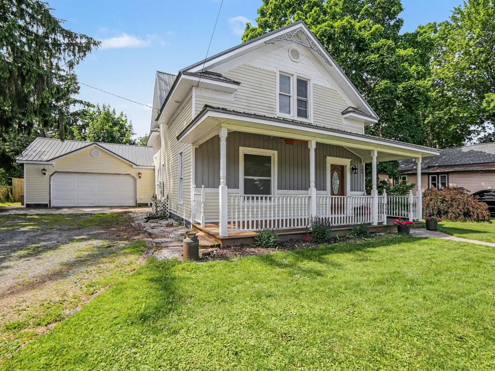 206 E Broadway Street Scottville, MI 49454