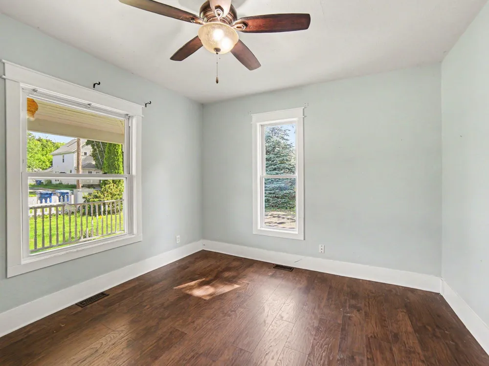 206 E Broadway Street Scottville, MI 49454