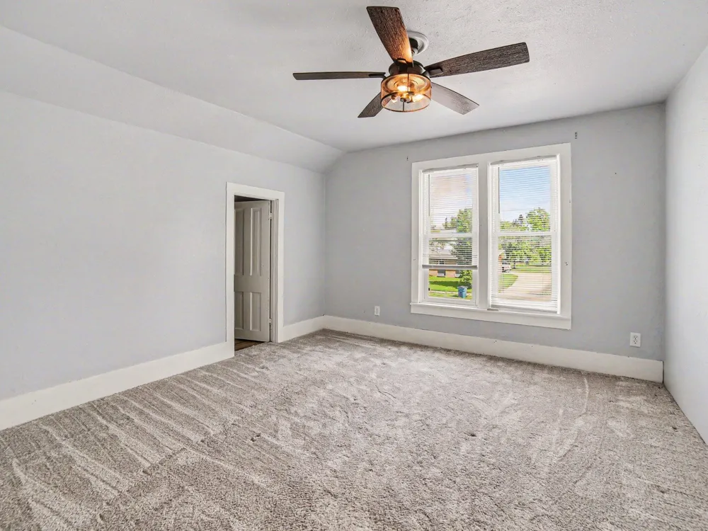 206 E Broadway Street Scottville, MI 49454