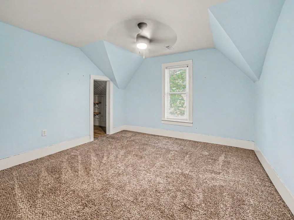 206 E Broadway Street Scottville, MI 49454