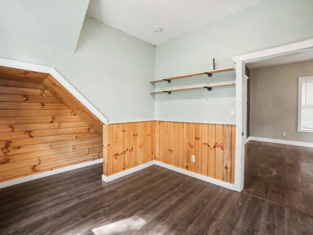 206 E Broadway Street Scottville, MI 49454