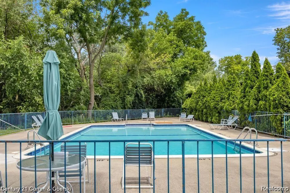 22700 Garrison Street #605 Dearborn City, MI 48124
