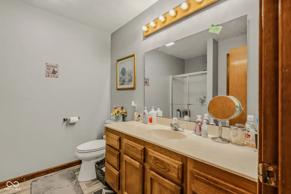 4325 County Road 650 W Brownstown, IN 47220