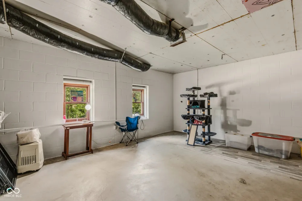 4325 County Road 650 W Brownstown, IN 47220