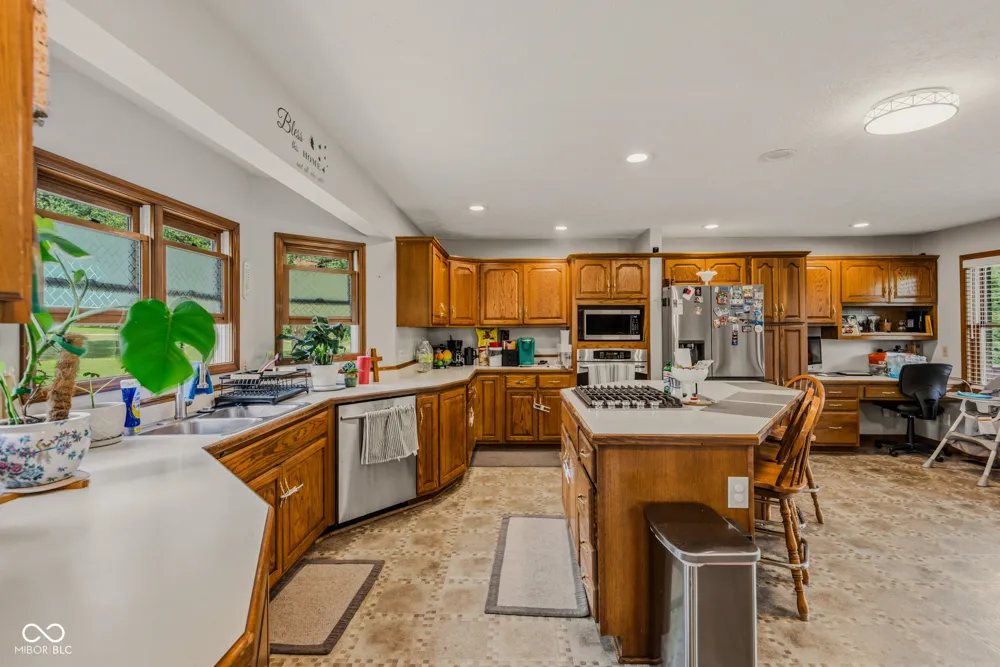 4325 County Road 650 W Brownstown, IN 47220