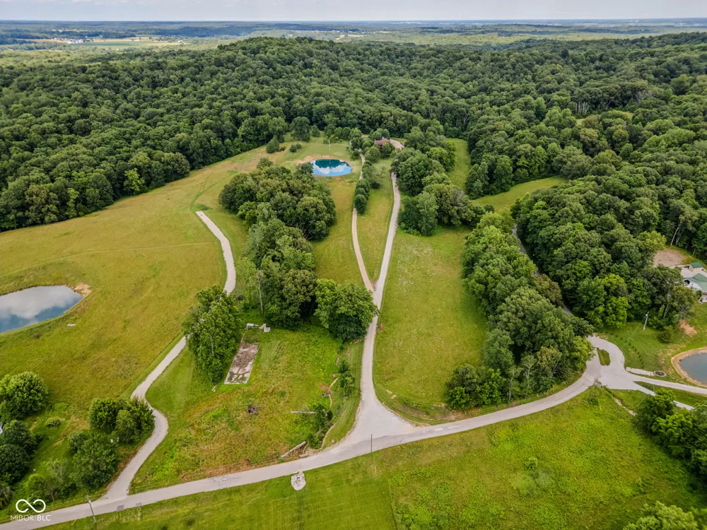 4325 County Road 650 W Brownstown, IN 47220