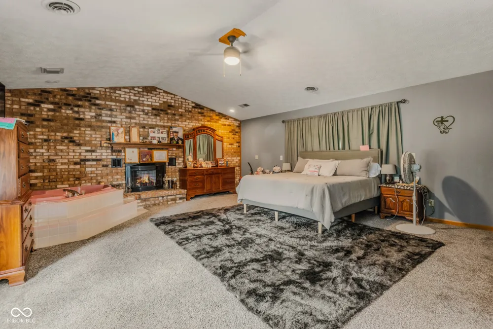 4325 County Road 650 W Brownstown, IN 47220