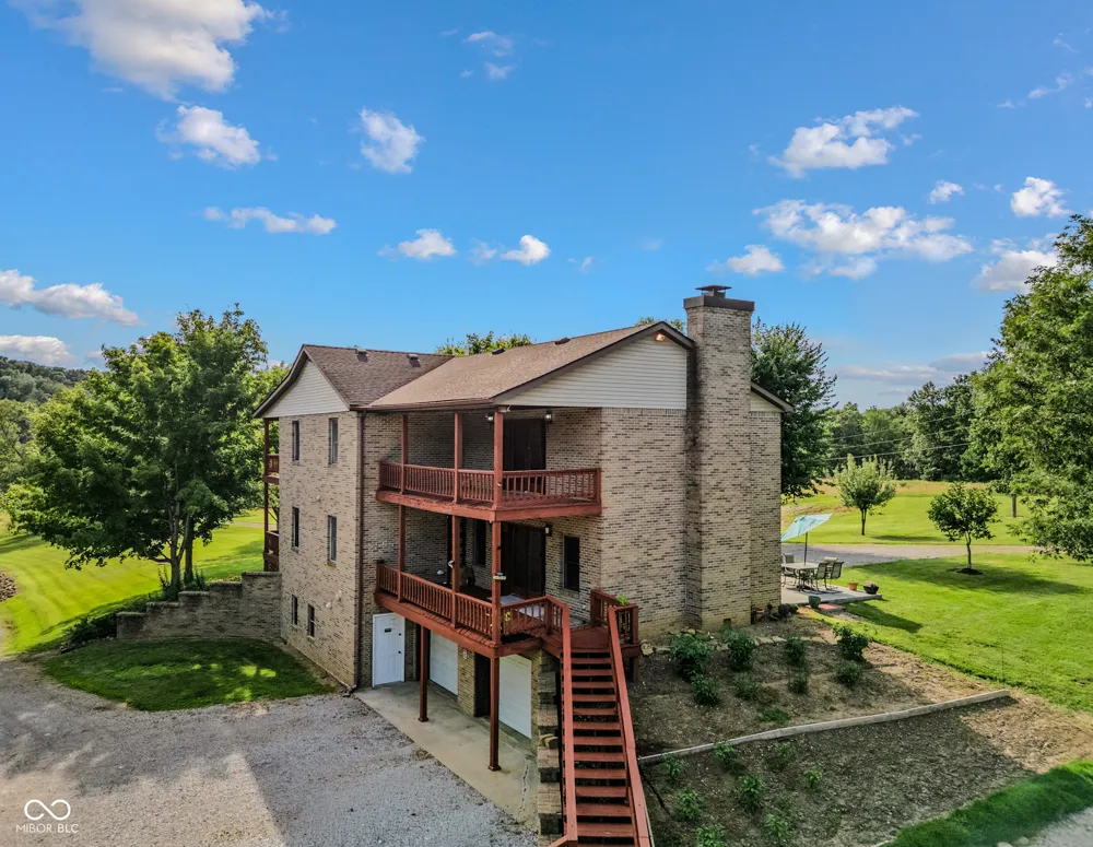 4325 County Road 650 W Brownstown, IN 47220