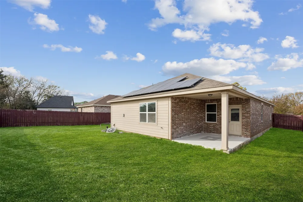 1020 Walnut Ridge Drive Hutchins, TX 75141