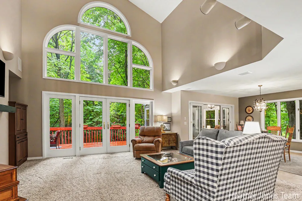 10288 Hathaway Drive Greenville, MI 48838