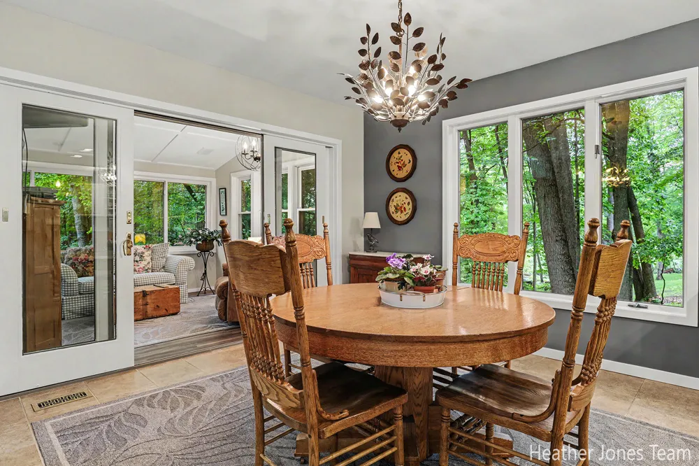 10288 Hathaway Drive Greenville, MI 48838
