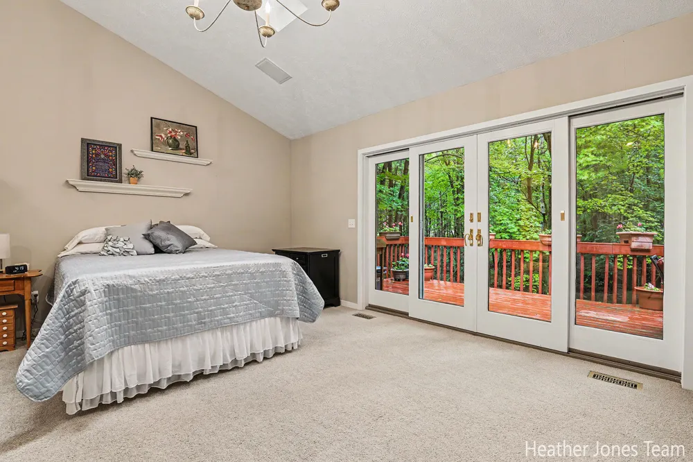 10288 Hathaway Drive Greenville, MI 48838