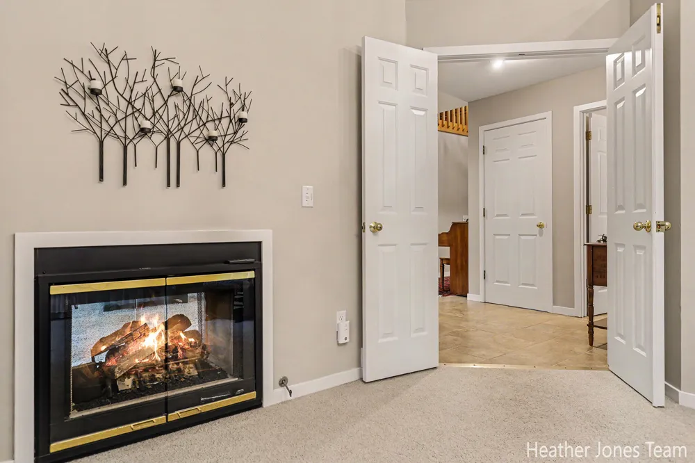 10288 Hathaway Drive Greenville, MI 48838