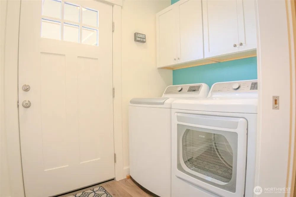 5010 L PLACE Seaview, WA 98644