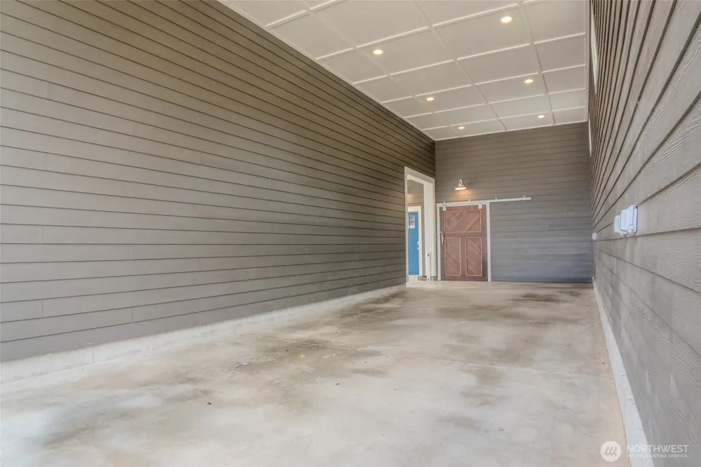 5010 L PLACE Seaview, WA 98644