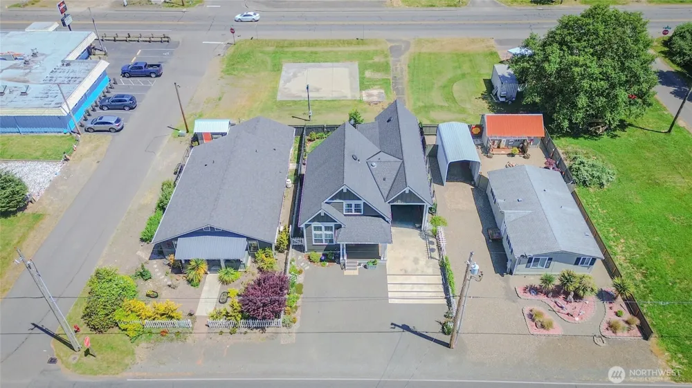 5010 L PLACE Seaview, WA 98644