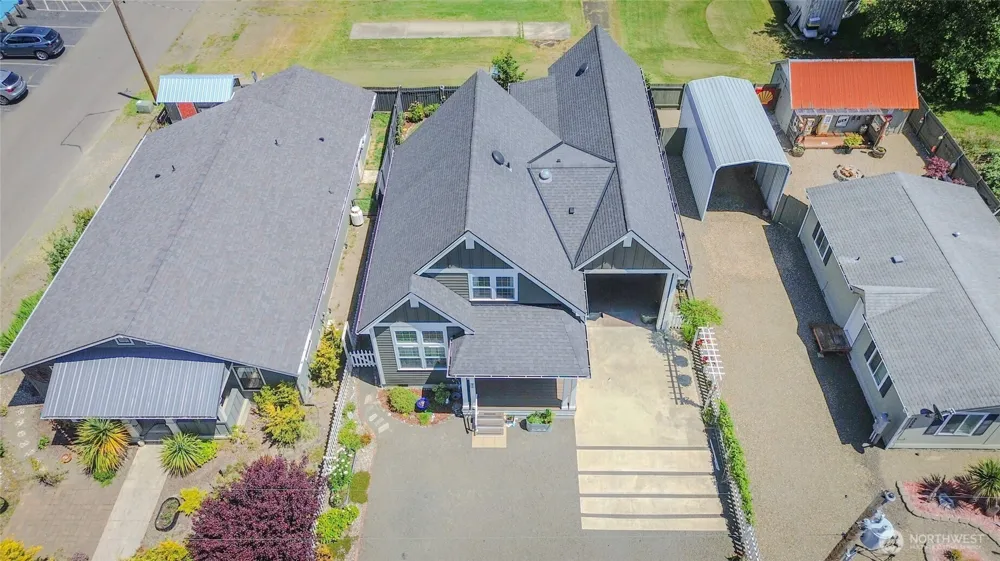 5010 L PLACE Seaview, WA 98644