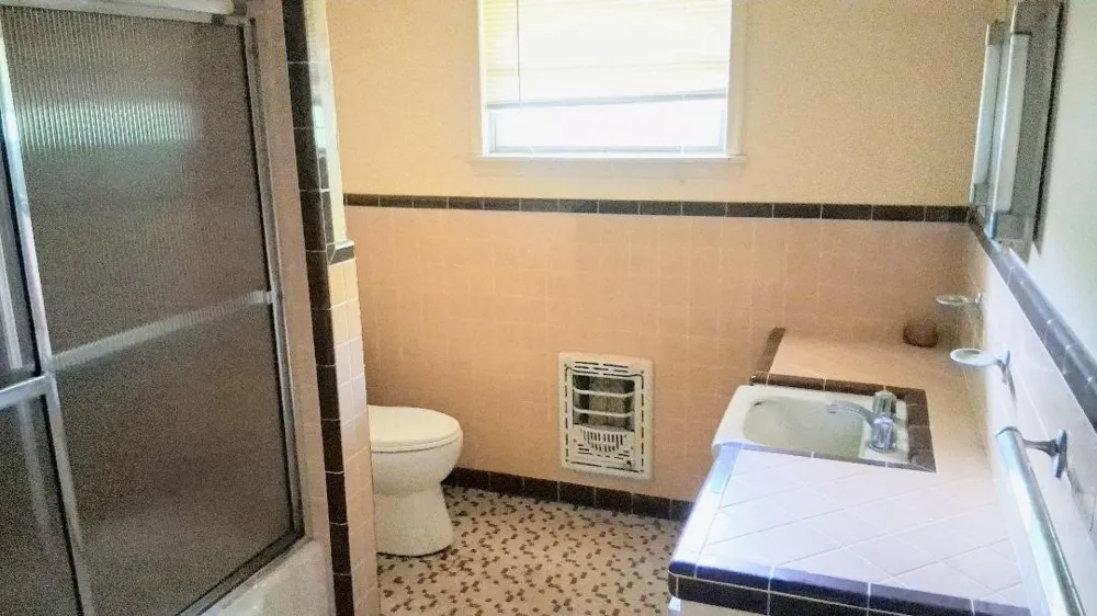 913 Lazy Lane Bryan, TX 77802