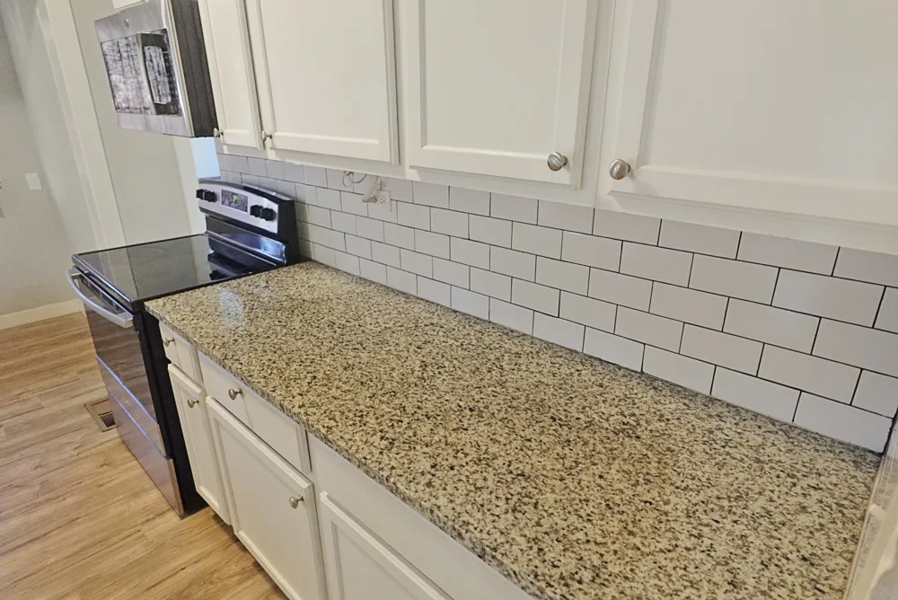 241 W Ross Avenue De Leon, TX 76444