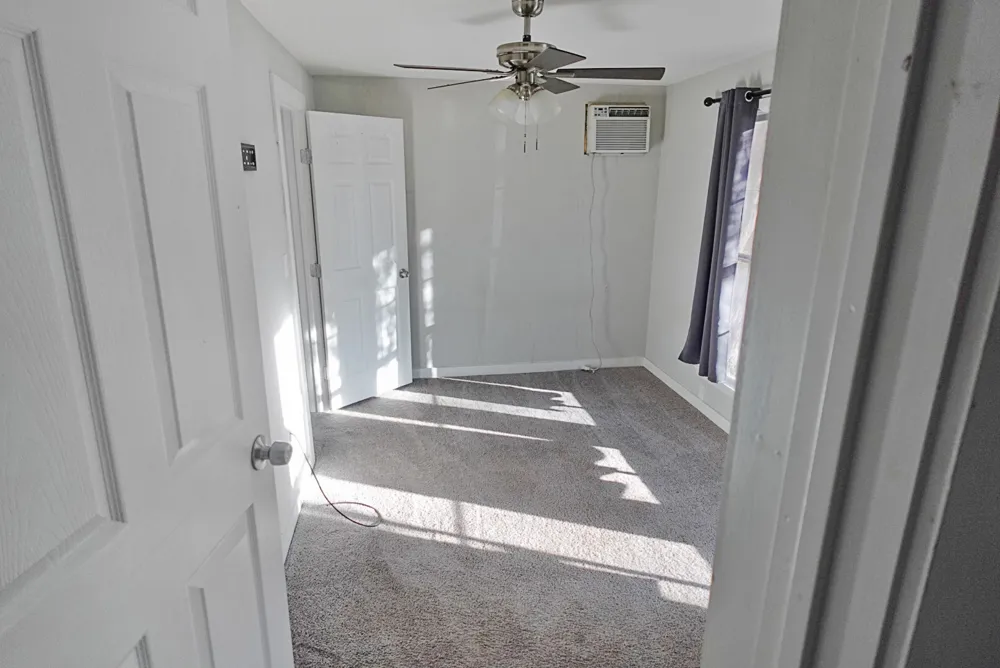 241 W Ross Avenue De Leon, TX 76444
