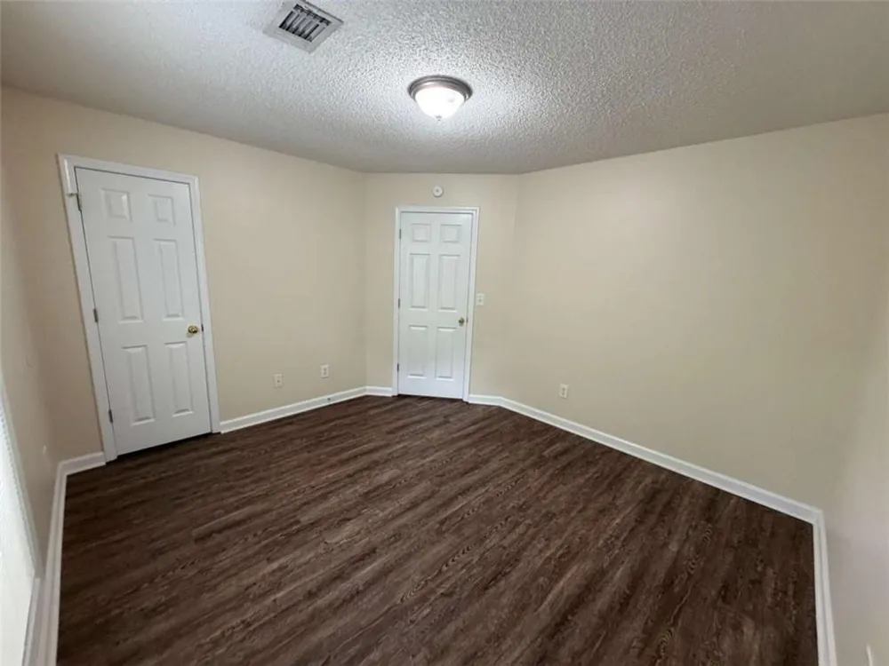 211 Ravenwood Court Bethlehem, GA 30620