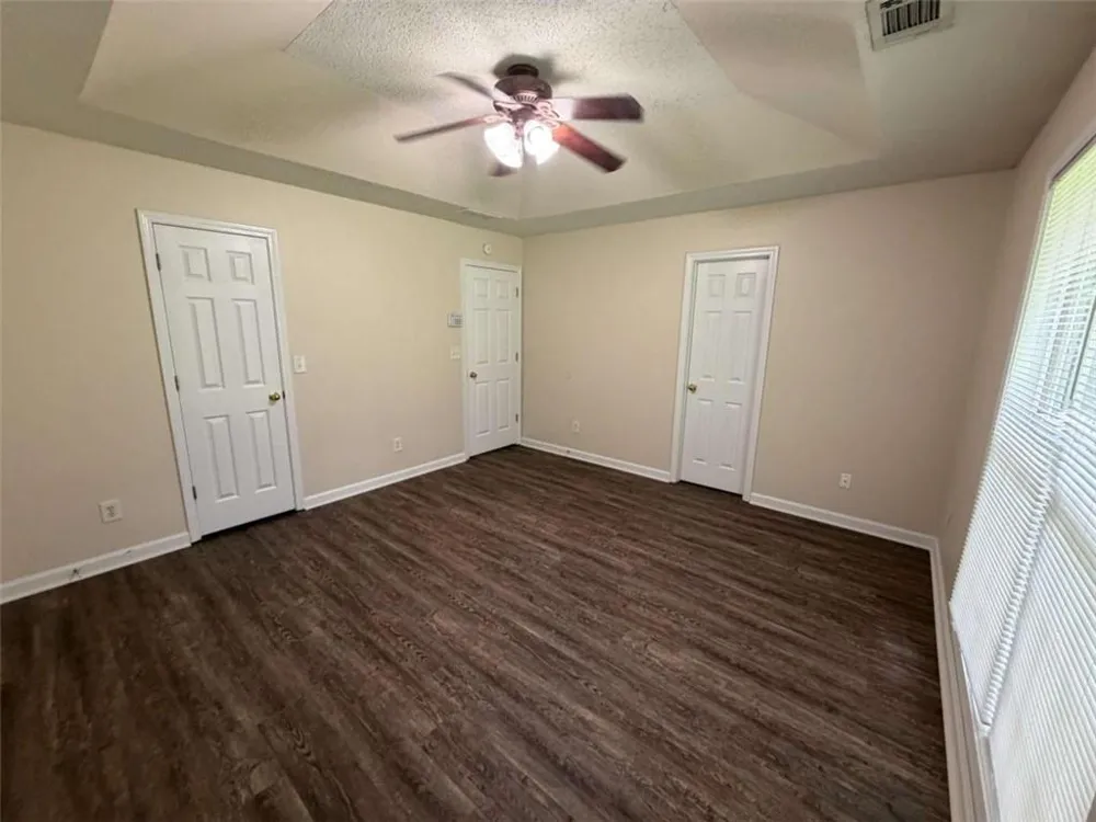 211 Ravenwood Court Bethlehem, GA 30620